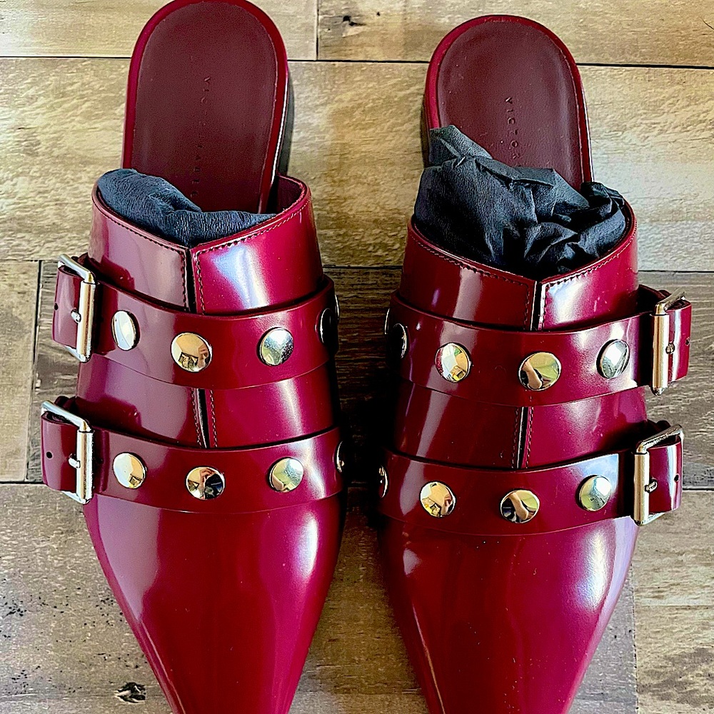 Victoria Beckham 2018 Punky Mules! Never worn.